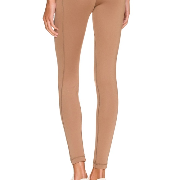 Tan + Lines Doheny Bra and Solana Beach Leggings - Picture 2 of 9